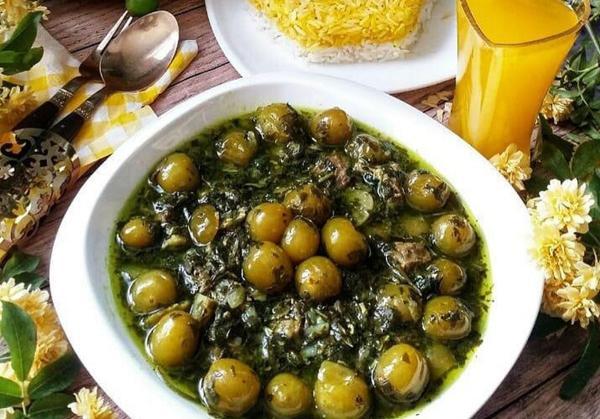 طرز تهیه خورش گوجه سبز