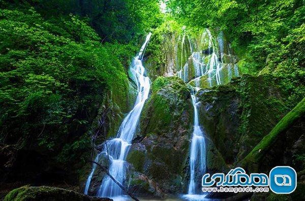 آبشار کلیره یکی از جاذبه های طبیعی استان مازندران به شمار آبشار کلیره یکی از جاذبه های طبیعی استان مازندران به شمار می رود