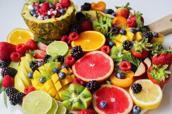 آیا مصرف میوه باعث کاهش وزن می گردد؟